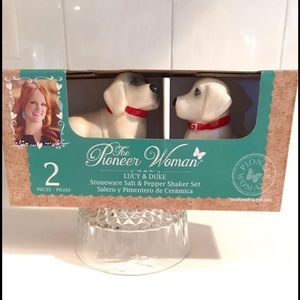 Pioneer Woman Lucy & Duke Salt & Pepper Shakers